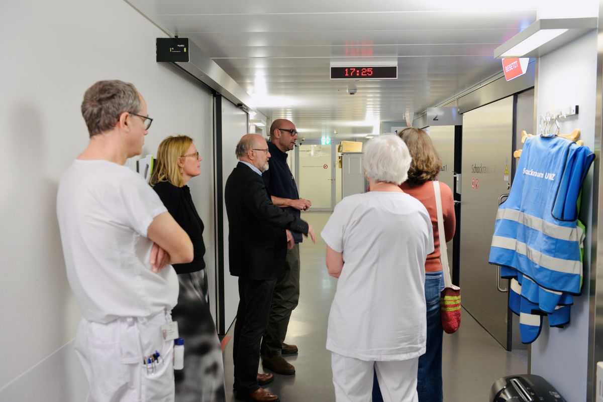 Dr. Josepha Rodriguez ärztin Für Frauenheilkunde Delegation der GSI in der Universitätsklinik für Notfallmedizin